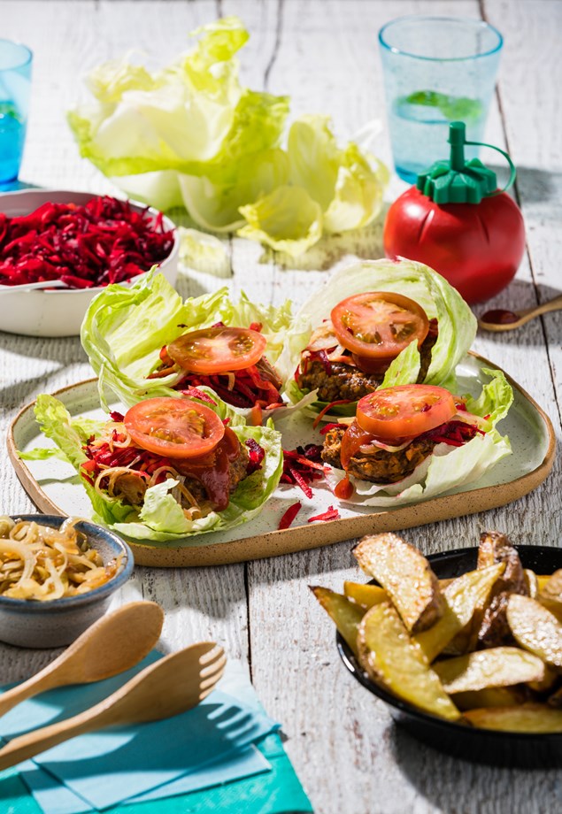 Naked Beef Burgers With Caramelised Onions Potato Wedges My Food Bag