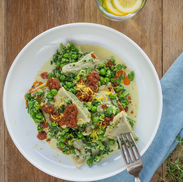 Spinach and Ricotta Ravioli with Lemon Cream Sauce