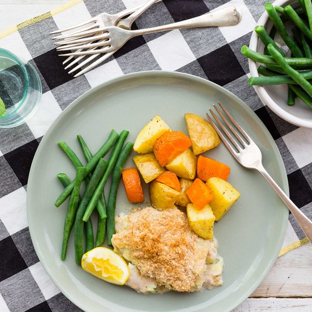 Parsley Lemon Fish Bake with Roast Potatoes, Carrots and Green Beans
