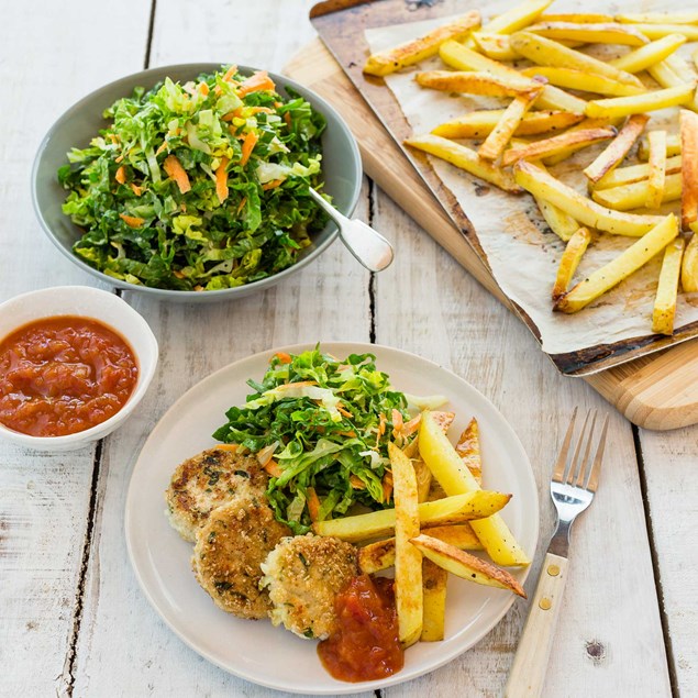 Crumbed Chicken and Spinach Bites with Cos Salad, Chippies and Tomato Relish