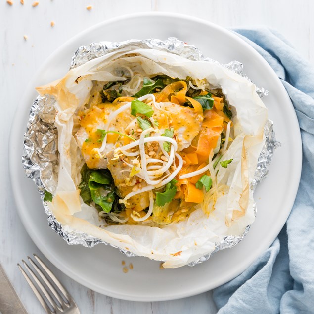 Thai Fish Parcels with Vermicelli Noodles and Peanuts