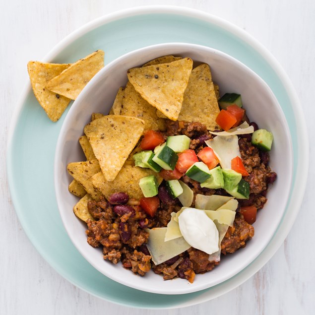 Beef and Bean Nachos with Chunky Salsa