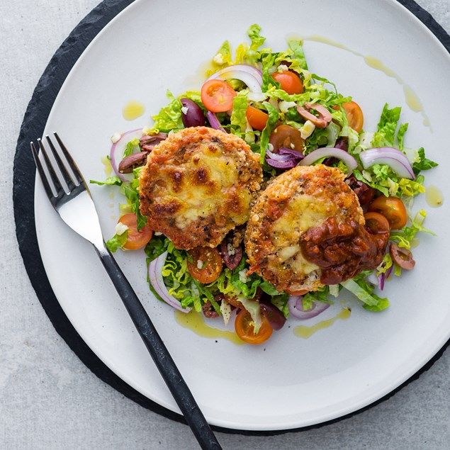 Cheesy Chicken and Quinoa Meatloaf Muffins