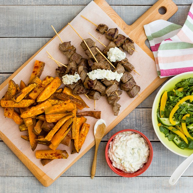 Beef Skewers with Kumara Chips and Cucumber Mint Cream