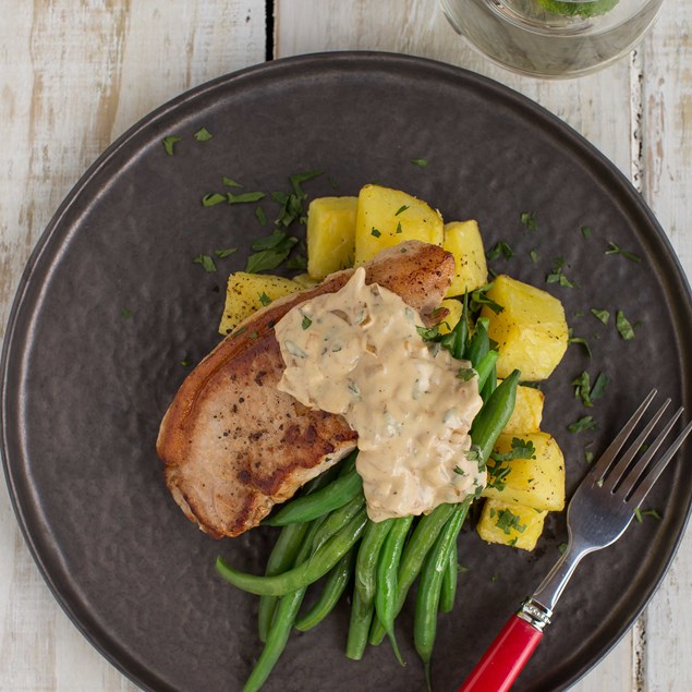 Pan-Fried Pork with Sage and Onion Gravy, Crunchy Potatoes and Green Beans