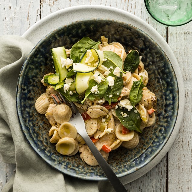 Creamy Chicken Pasta with Spinach Feta Salad 