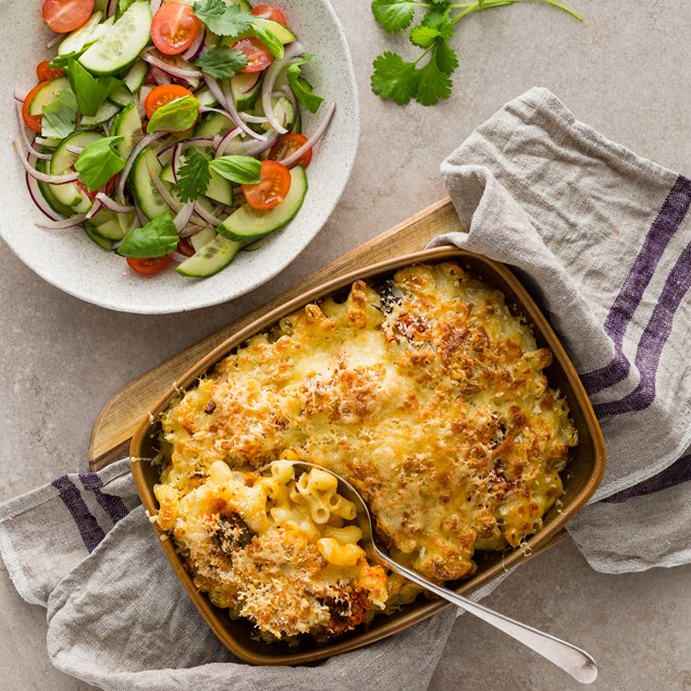 Kimchi Mac N' Cheese with Cucumber Salad