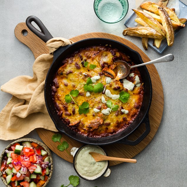 Cheesy Loaded Mexican Wedges with Tomato Salsa & Guacamayo