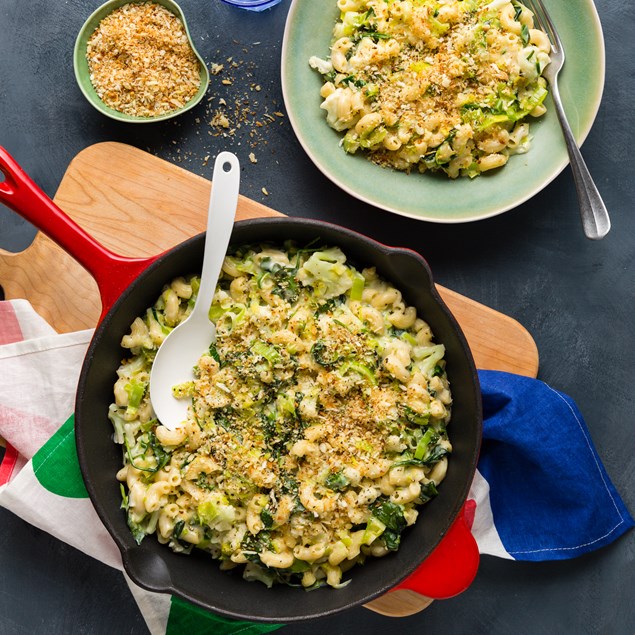 Cauli Mac & Cheese with Garlic Butter Breadcrumbs
