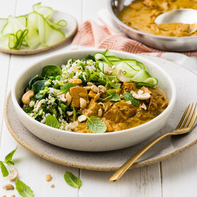 Creamy Coconut & Haloumi Tikka with Green Rice & Cashews