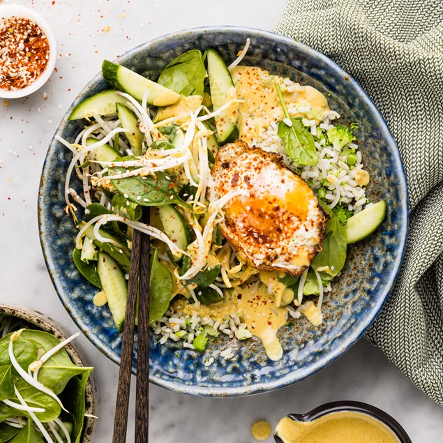 Crispy Chilli Fried Eggs with Lemongrass Curry Sauce & Mint