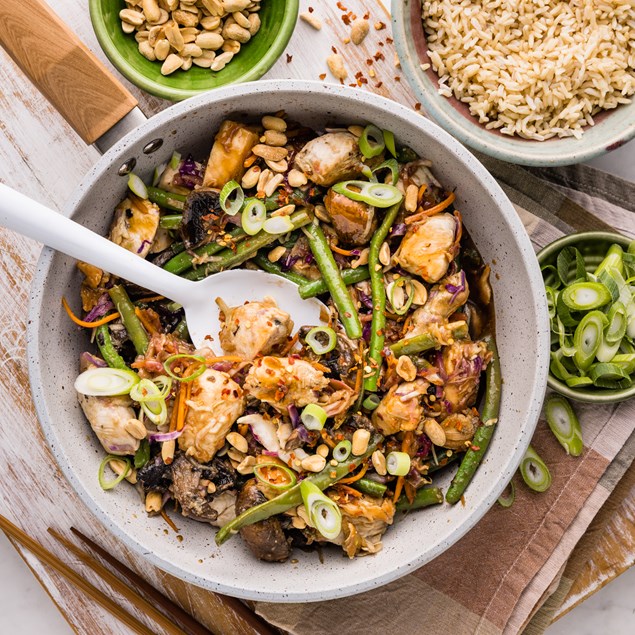 15-Minute Ginger Soy Chicken Stir-Fry with Mushrooms & Peanuts