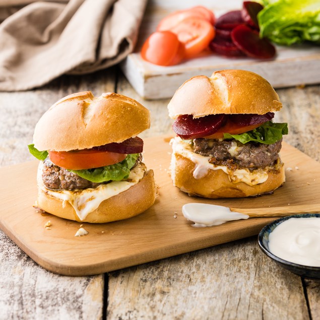 Sam Cane's Venison & Bacon Smash Burger with Horseradish Aioli & Cheddar