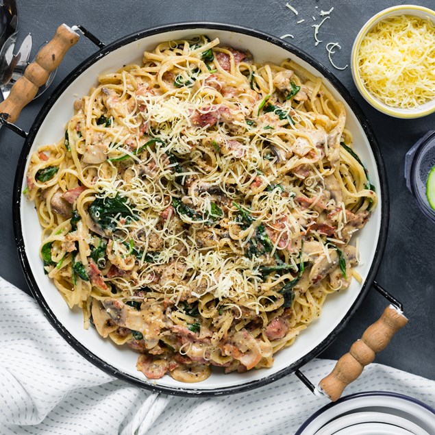 Creamy Bacon & Mushroom Carbonara with Parmesan