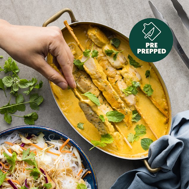 Premade Lemongrass Chicken Kebabs with Thai Yellow Curry Sauce & Vermicelli