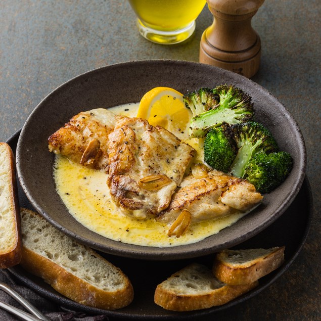 Pan-Fried Snapper & Garlic Beurre Blanc Sauce with Ciabatta Toasts
