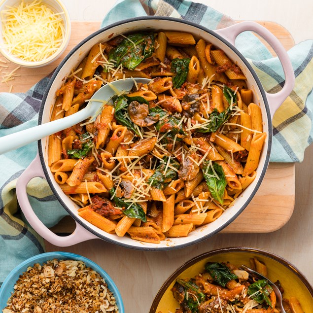 All-In-One Sundried Tomato Pesto Pasta
