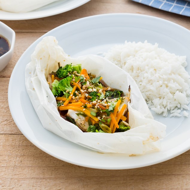Honey Soy Ginger Fish Parcels with Steamed Rice