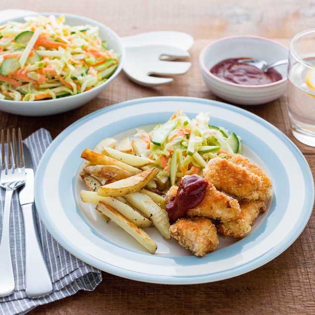 Chicken Poppers with Hand Cut Chips, Slaw and BBQ Sauce 
