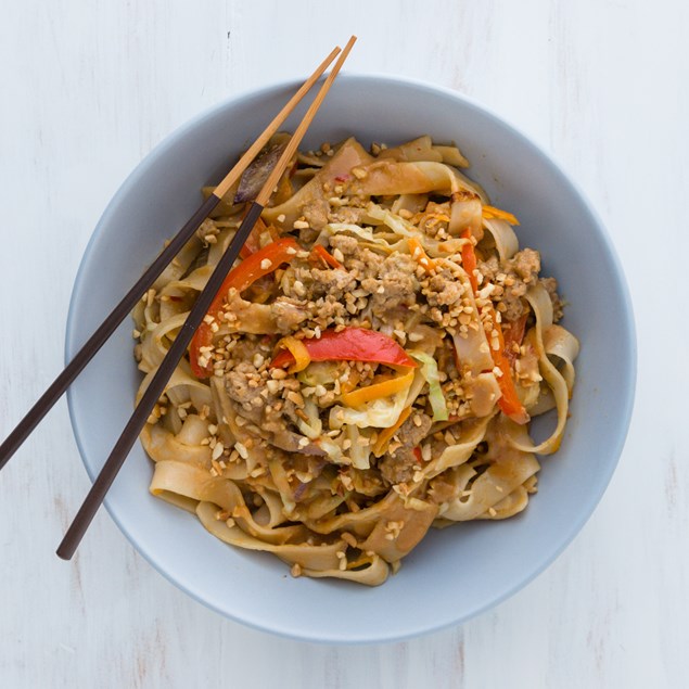 Peanut Pork Noodles with Special Stir-Fry Sauce
