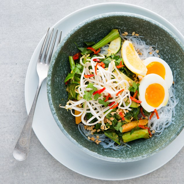 Kaeng Kari with Soft Boiled Eggs