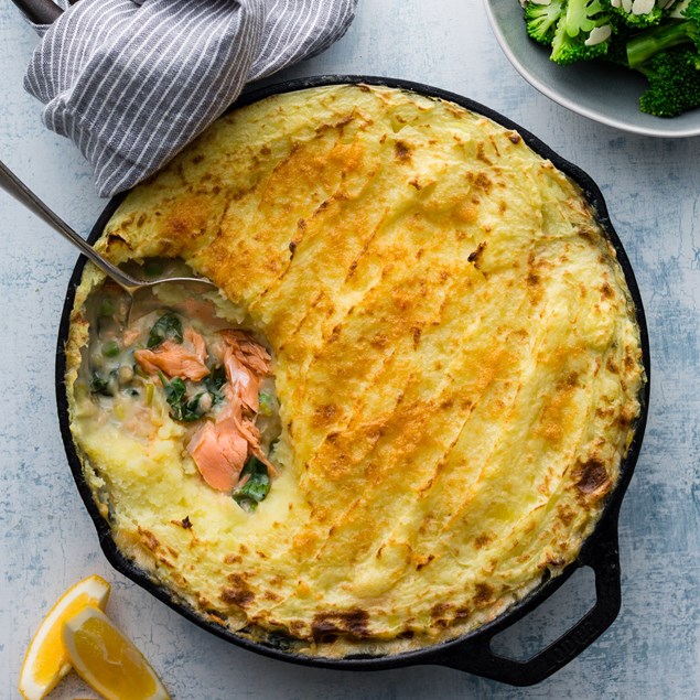 Smoked Salmon Pie with Broccoli and Almonds