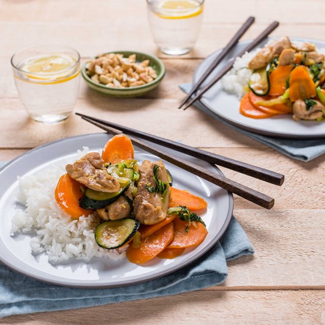 Chicken and Cashew Nut Stir-Fry with Jasmine Rice 