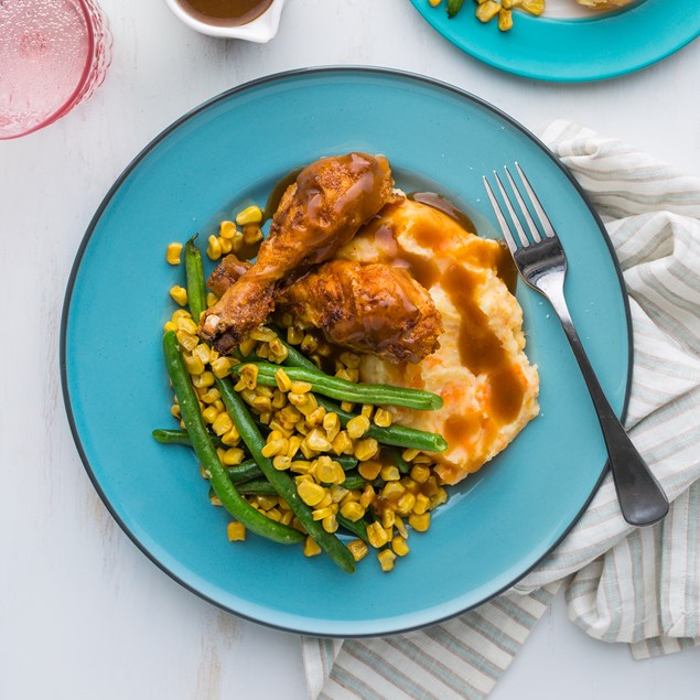 Southern Baked Chicken Drums with Mash & Gravy 