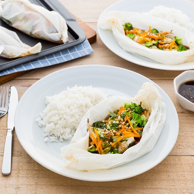 Honey Soy Ginger Steamed Fish Parcels with Steamed Rice